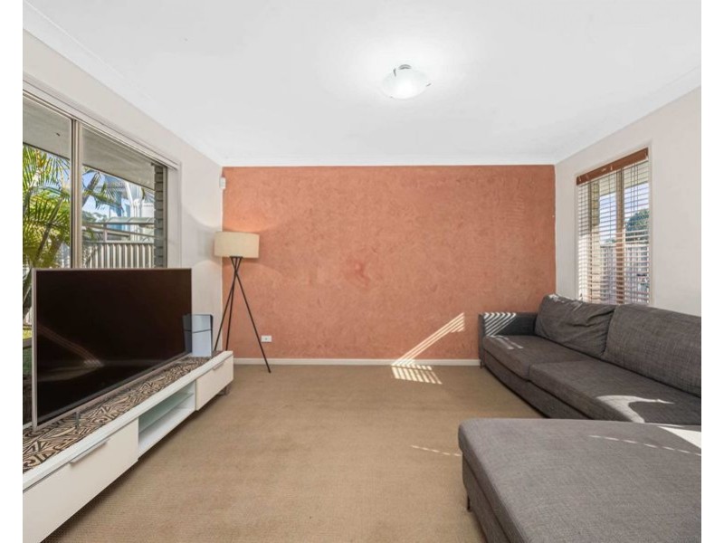 12 Stringybark Drive, Molendinar QLD 4214
