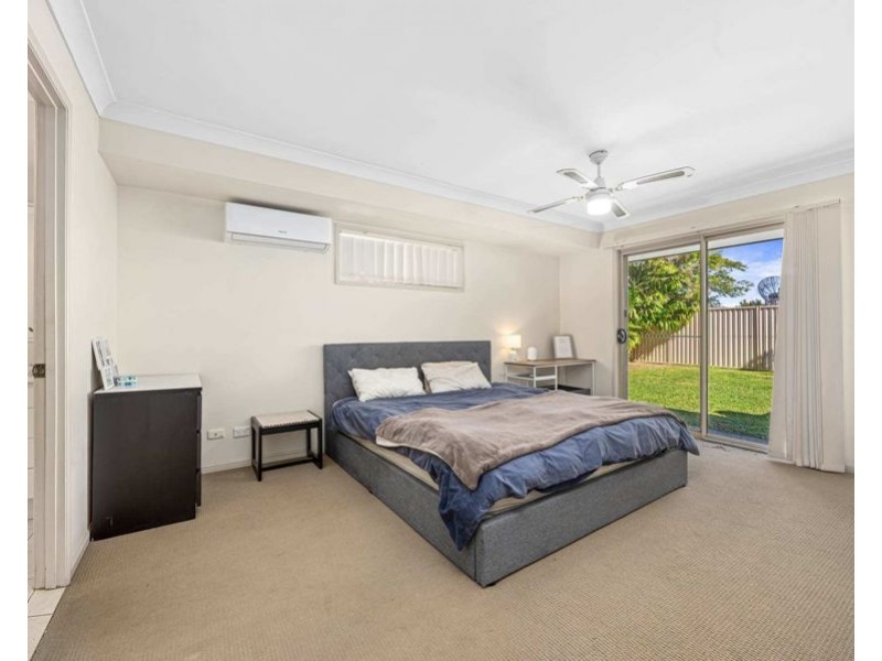 12 Stringybark Drive, Molendinar QLD 4214