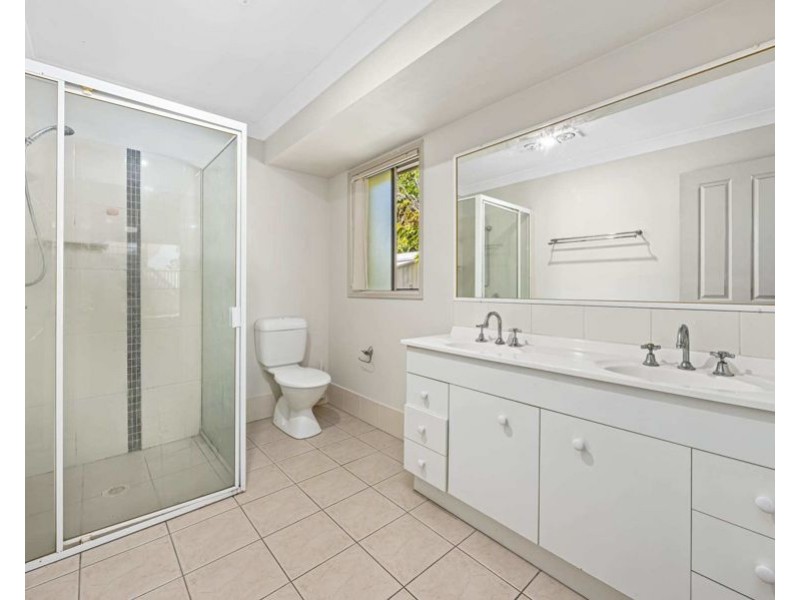 12 Stringybark Drive, Molendinar QLD 4214