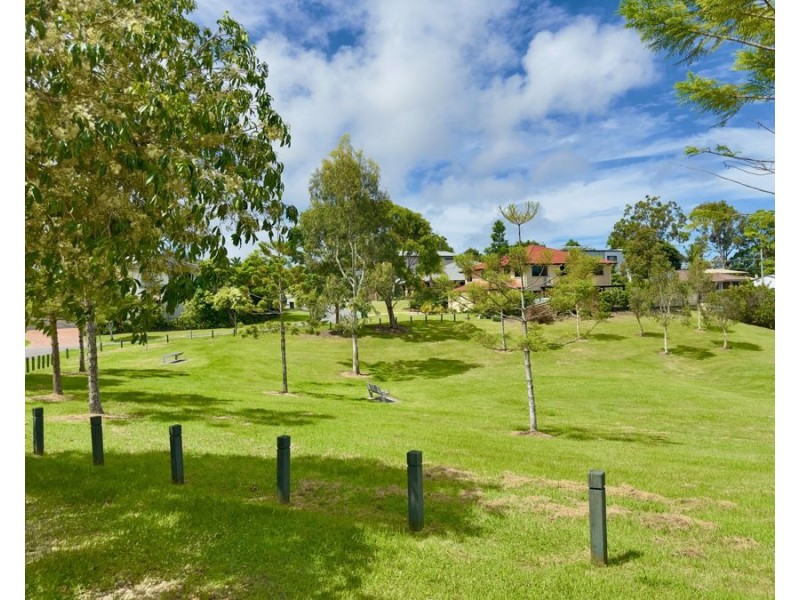 12 Stringybark Drive, Molendinar QLD 4214