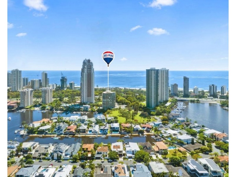 18/5 Admiralty Drive, Surfers Paradise QLD 4217