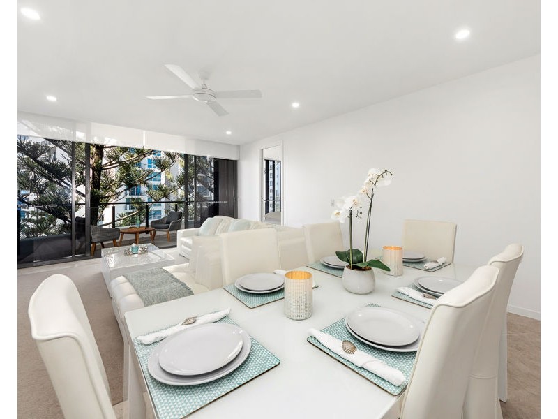702/95-97 Old Burleigh Road, Broadbeach QLD 4218