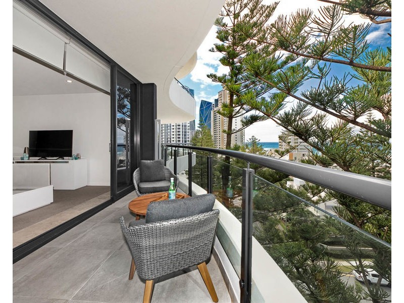 702/95-97 Old Burleigh Road, Broadbeach QLD 4218