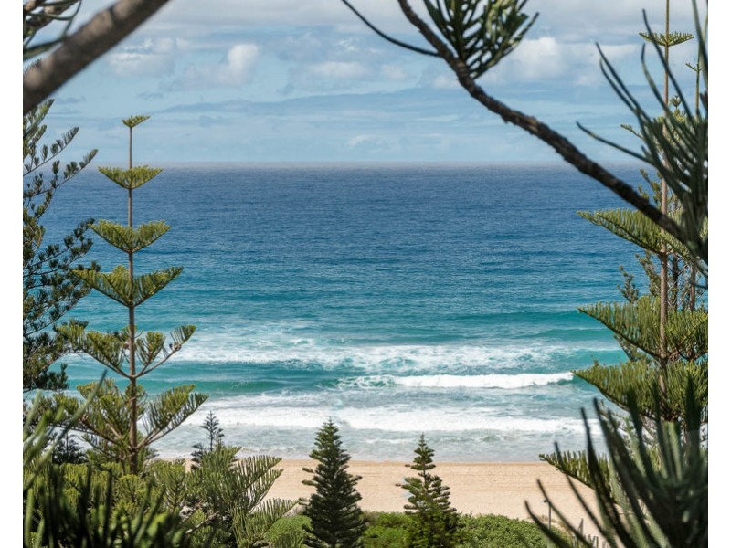 702/95-97 Old Burleigh Road, Broadbeach QLD 4218