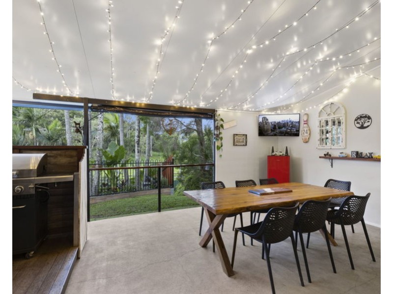 2 Flinders Avenue, Molendinar QLD 4214