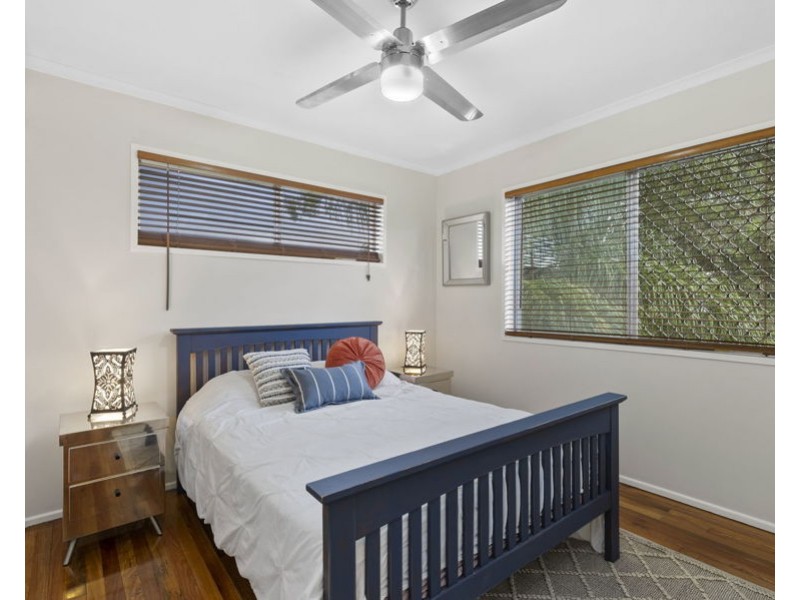 2 Flinders Avenue, Molendinar QLD 4214