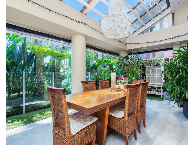 30/125 Santa Cruz Boulevard, Clear Island Waters QLD 4226