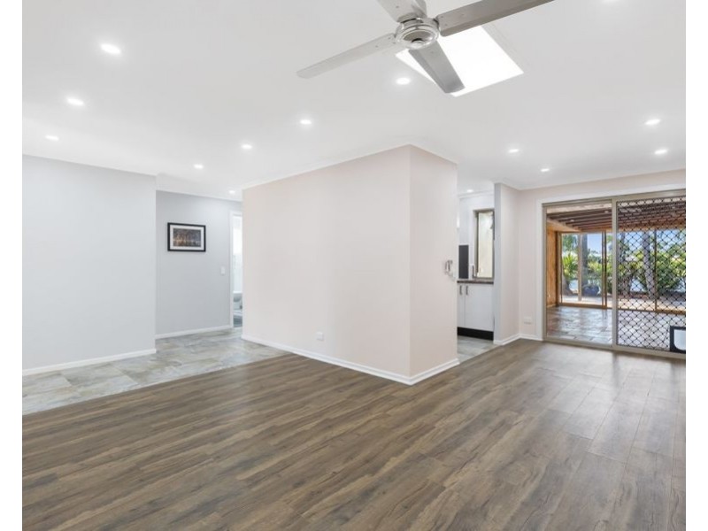 2/63 Kangaroo Avenue, Coombabah QLD 4216