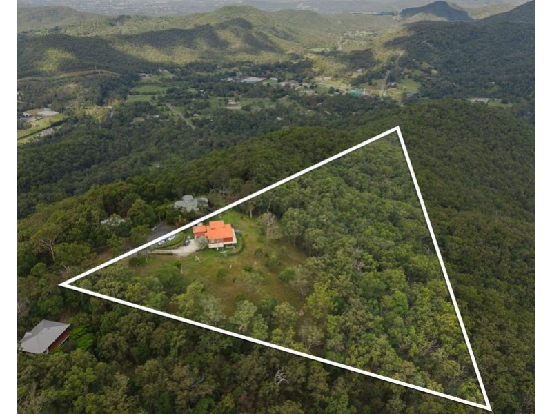 48 Macrozamia Drive, Clagiraba QLD 4211