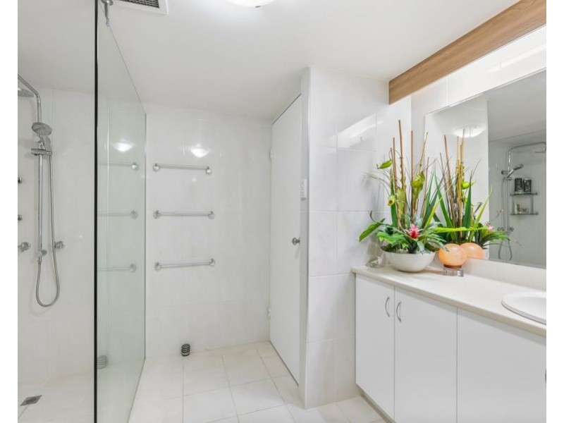 26/37 Monaco Street, Surfers Paradise QLD 4217