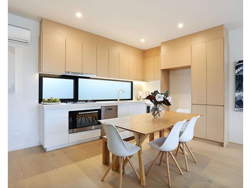 4/27 Burra Street, Chevron Island QLD 4217