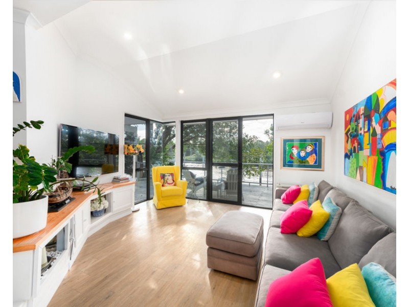 134/125 Santa Cruz Boulevard, Clear Island Waters QLD 4226