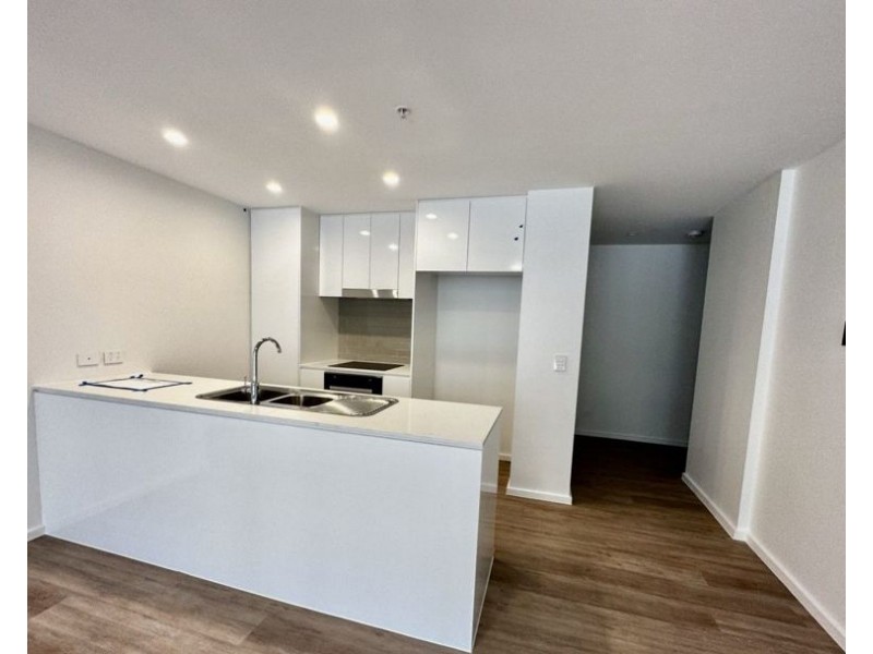 40606/2 Main Street, Varsity Lakes QLD 4227