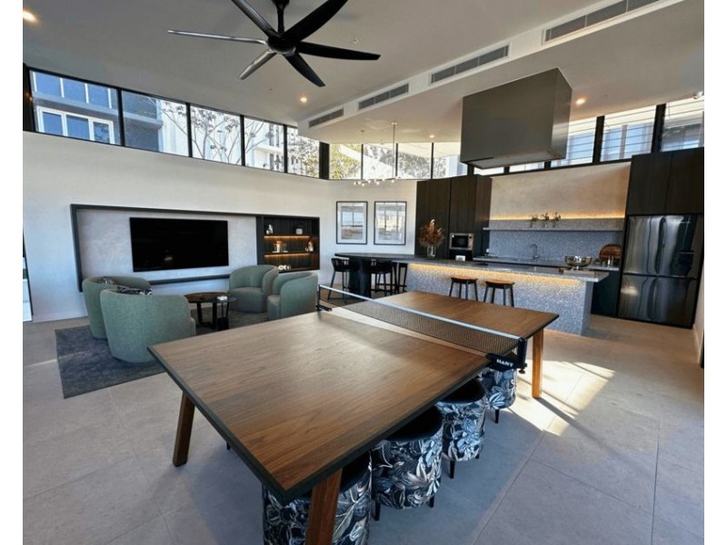 40606/2 Main Street, Varsity Lakes QLD 4227