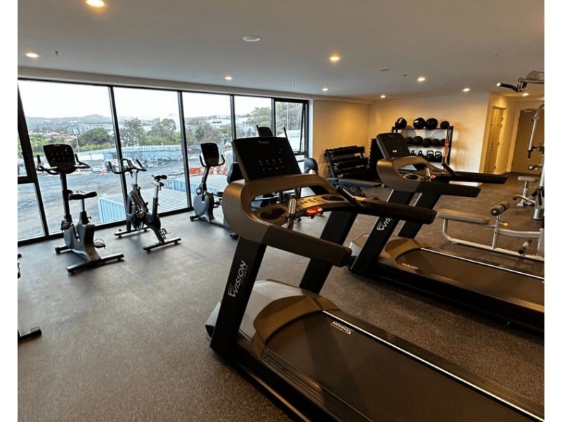 40606/2 Main Street, Varsity Lakes QLD 4227