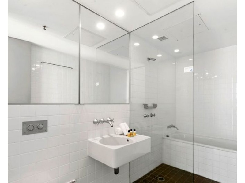 2701/159 Old Burleigh Road, Broadbeach QLD 4218