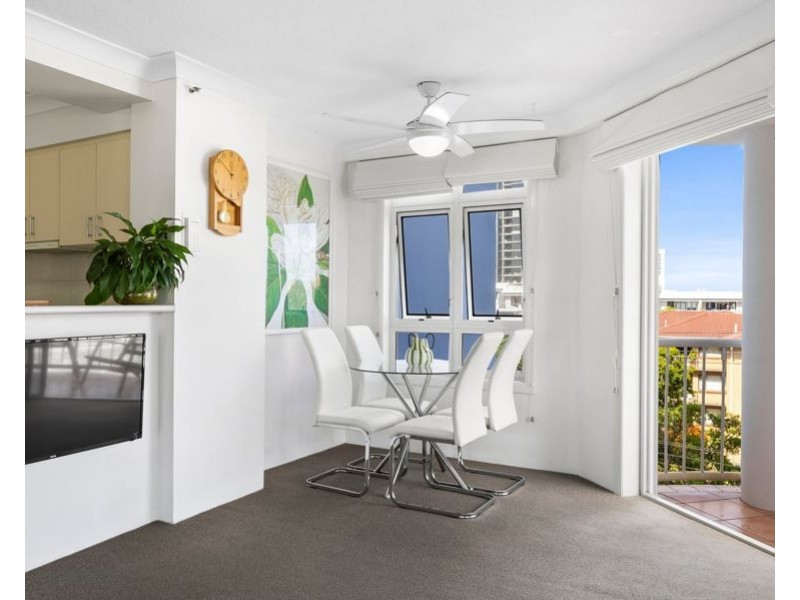 1038/2623 Gold Coast Highway, Broadbeach QLD 4218