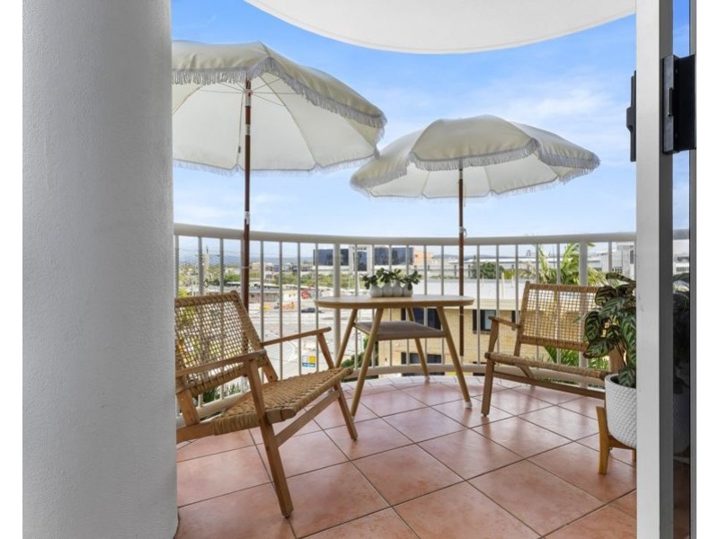 1038/2623 Gold Coast Highway, Broadbeach QLD 4218