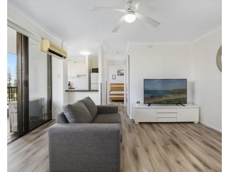 402/8 Albert Avenue, Broadbeach QLD 4218