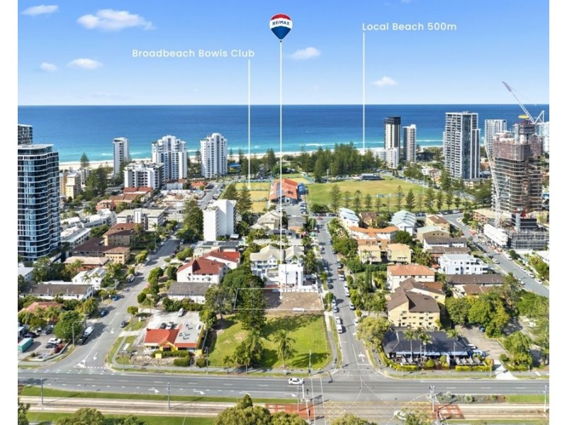 13 St Kilda Avenue, Broadbeach QLD 4218