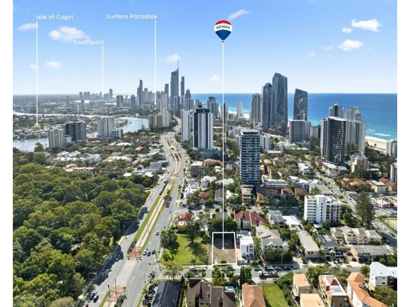 13 St Kilda Avenue, Broadbeach QLD 4218