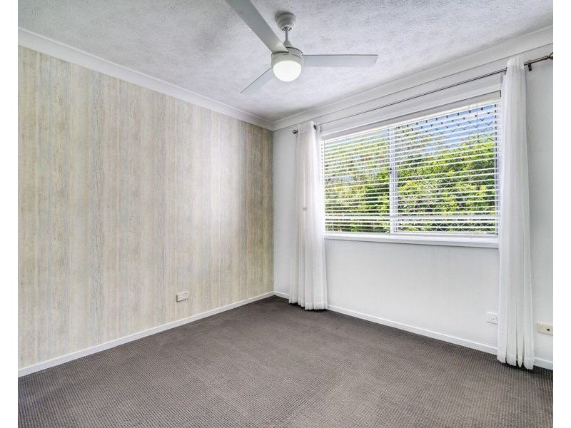 9/8 Dalpura Street, Chevron Island QLD 4217