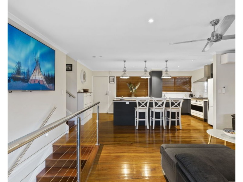 2 Flinders Avenue, Molendinar QLD 4214