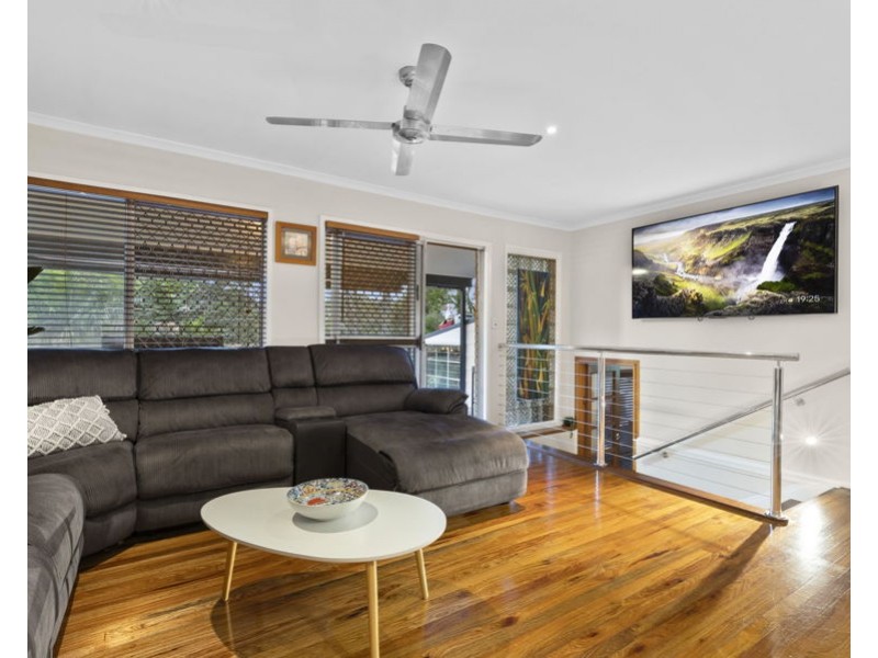 2 Flinders Avenue, Molendinar QLD 4214