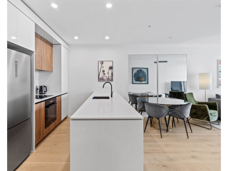 45/14 Elizabeth Avenue, Broadbeach QLD 4218