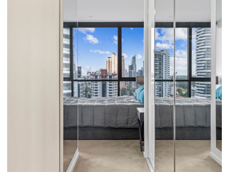 45/14 Elizabeth Avenue, Broadbeach QLD 4218
