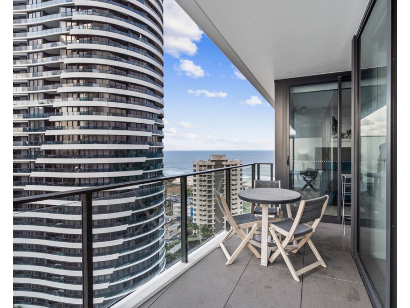 45/14 Elizabeth Avenue, Broadbeach QLD 4218