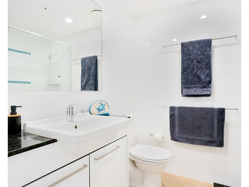 604/22 Surf Parade, Broadbeach QLD 4218