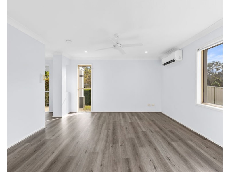 13 Rosegum Drive, Molendinar QLD 4214