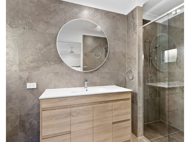 13 Rosegum Drive, Molendinar QLD 4214