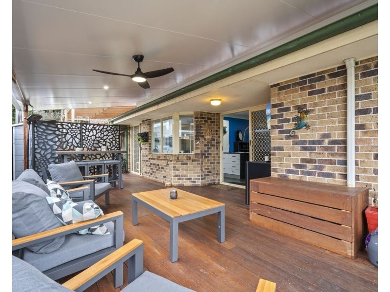 1/101-103 Whiting Street, Labrador QLD 4215