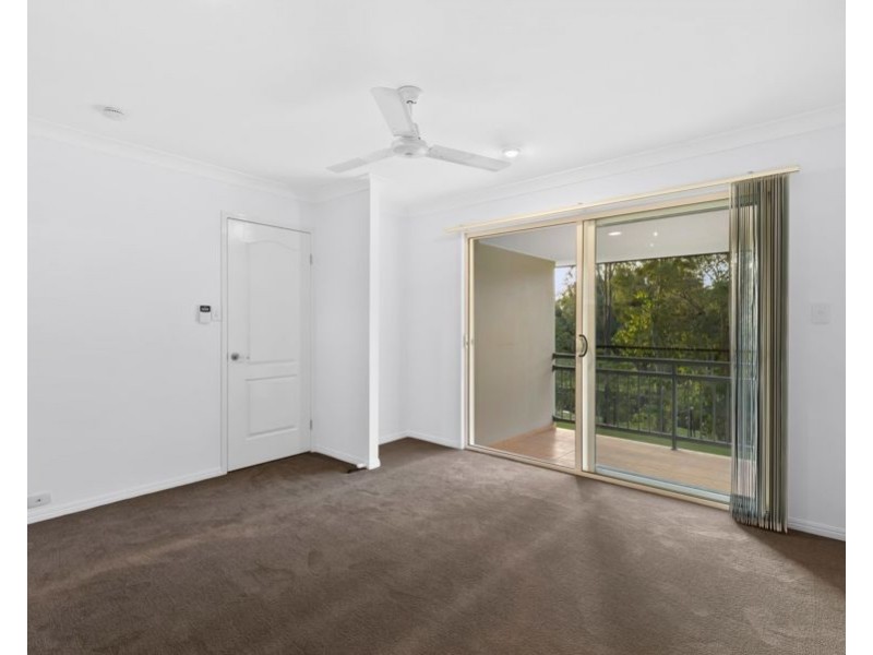 30 Tanzen Drive, Arundel QLD 4214