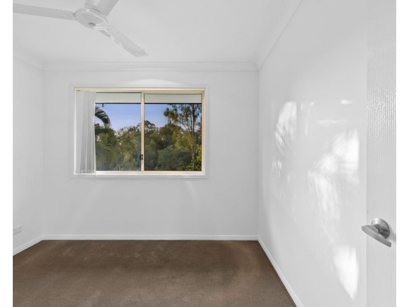 30 Tanzen Drive, Arundel QLD 4214