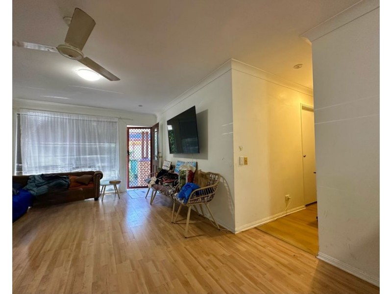 30/18 Batchworth Road, Molendinar QLD 4214