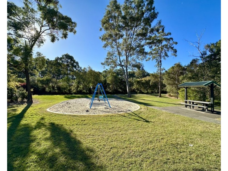 30/18 Batchworth Road, Molendinar QLD 4214