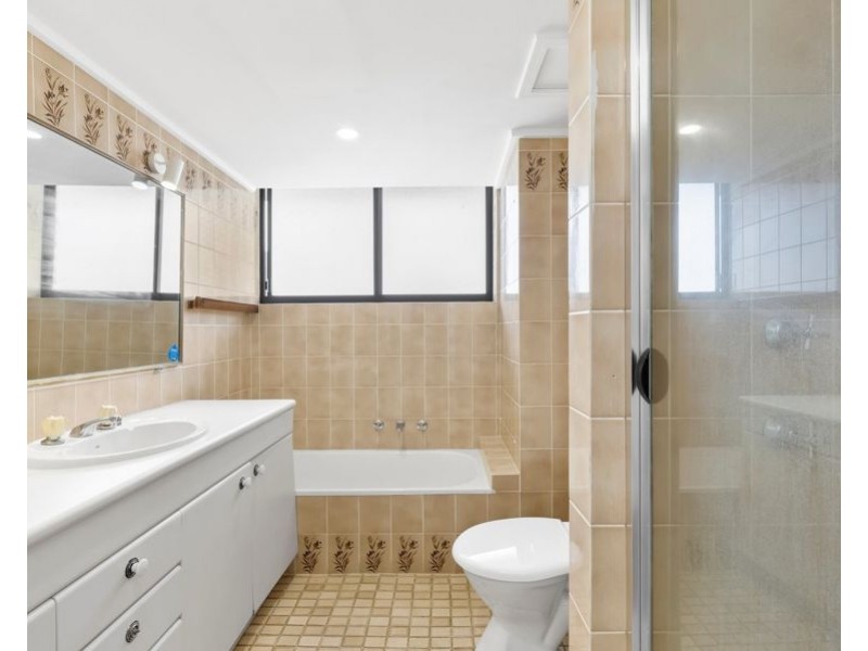 9E/80 The Esplanade, Surfers Paradise QLD 4217