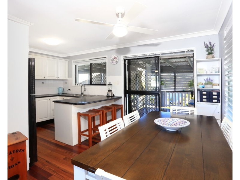 12 Echlin Street, Labrador QLD 4215