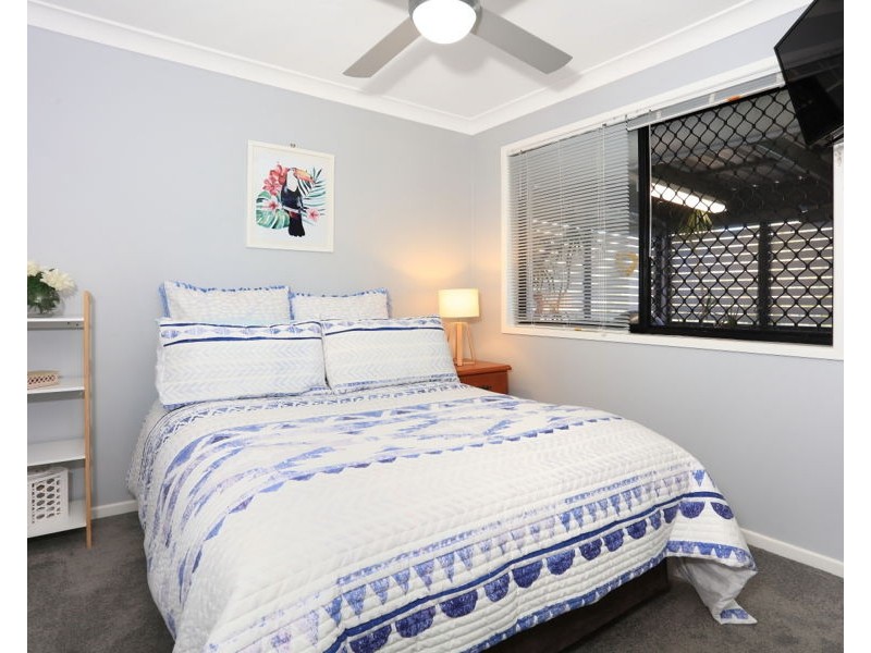 12 Echlin Street, Labrador QLD 4215
