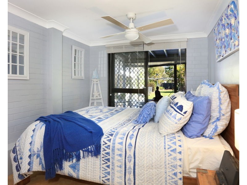12 Echlin Street, Labrador QLD 4215