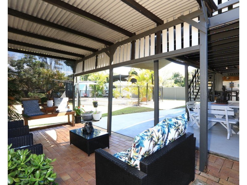 12 Echlin Street, Labrador QLD 4215