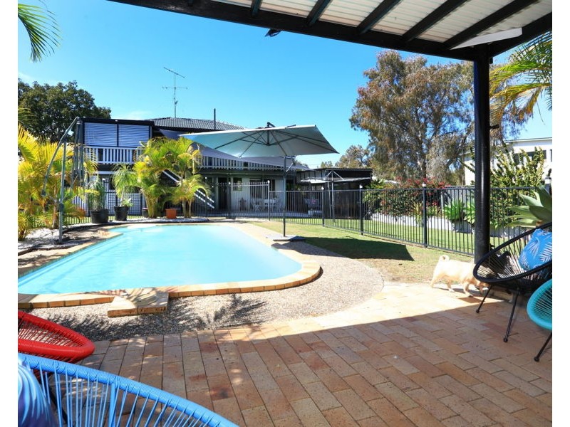 12 Echlin Street, Labrador QLD 4215