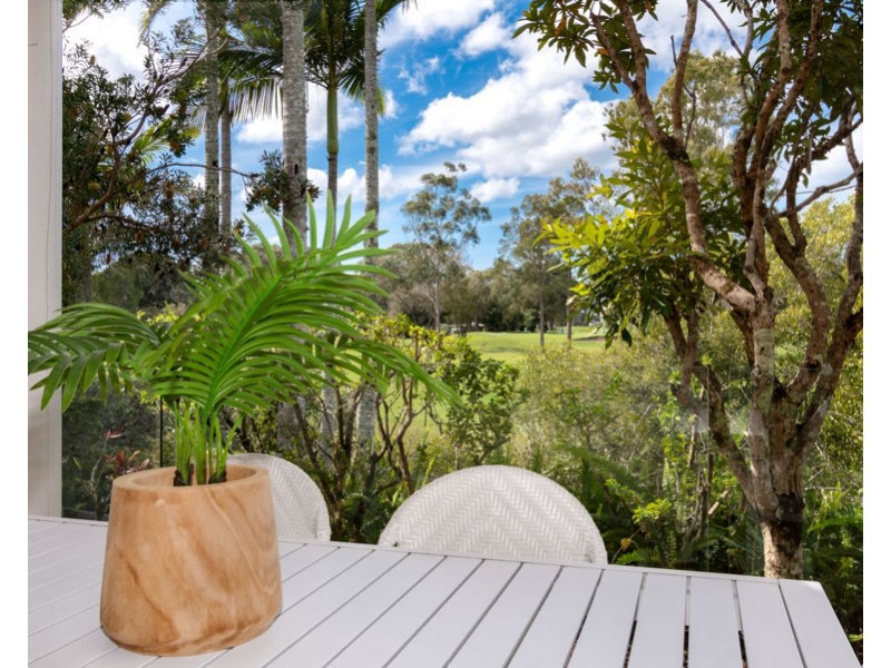 68/125 Santa Cruz Boulevard, Clear Island Waters QLD 4226