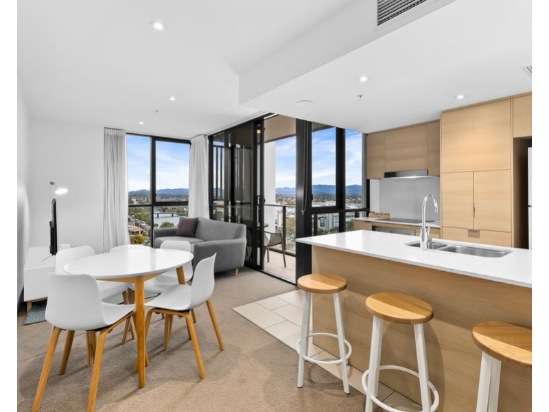 1607/2663 Gold Coast Highway, Broadbeach QLD 4218