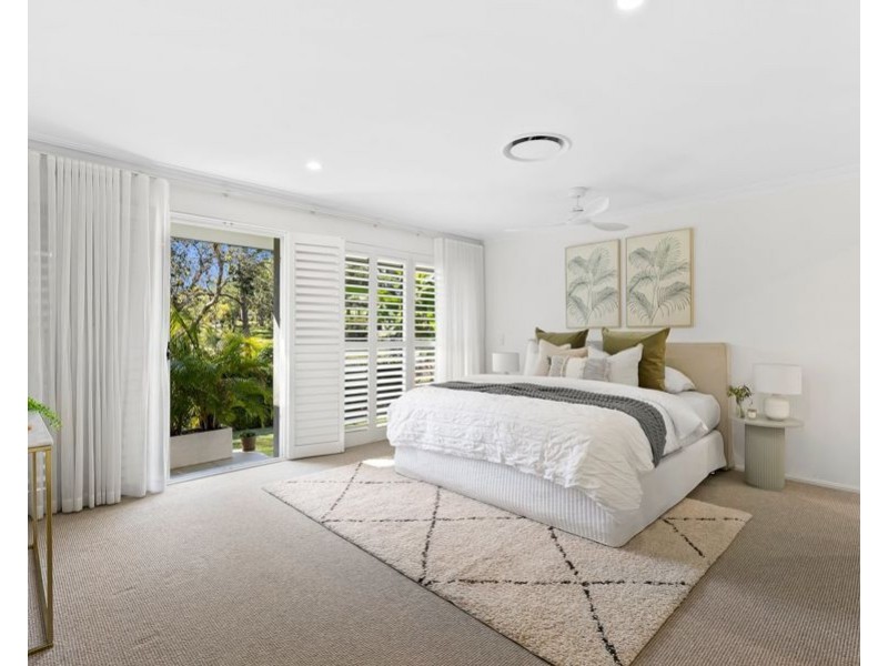 1 Jarvis Place, Arundel QLD 4214