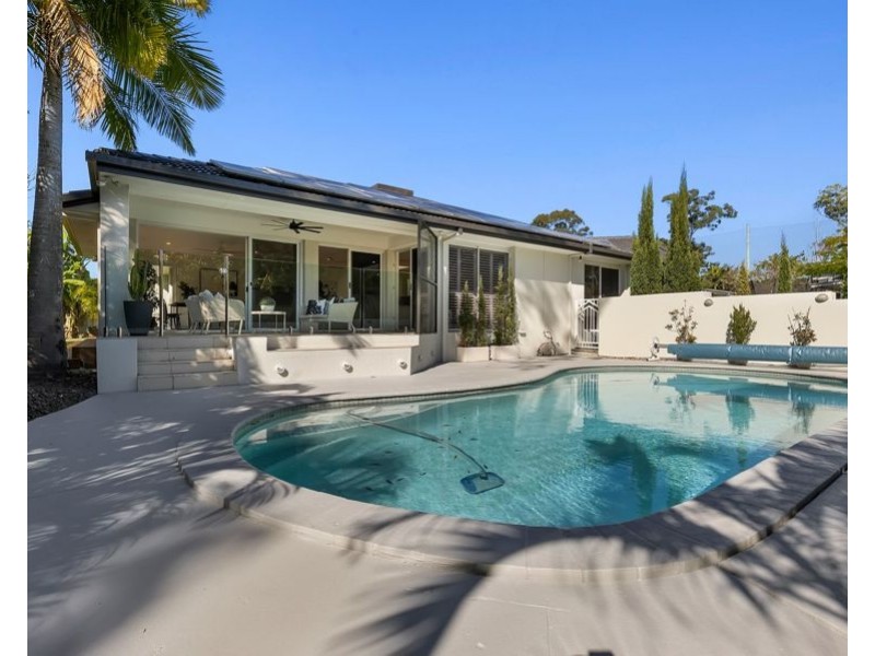 1 Jarvis Place, Arundel QLD 4214