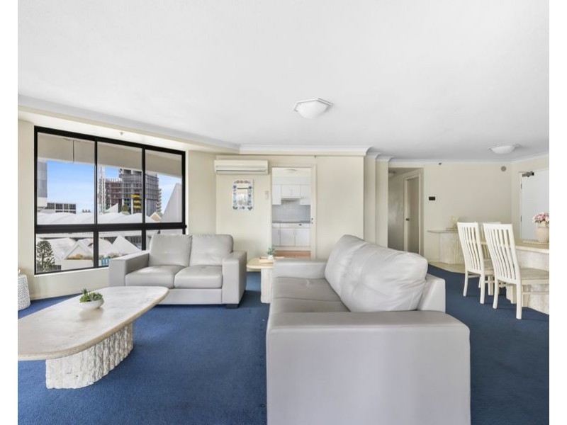 103/15 Victoria Avenue, Broadbeach QLD 4218